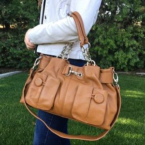 Badhi
Convertible Double-pocket Brown Leather Tote